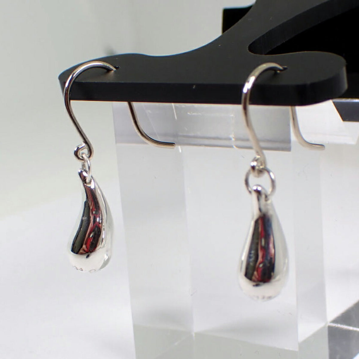 SV925 Teardrop Earrings P7760