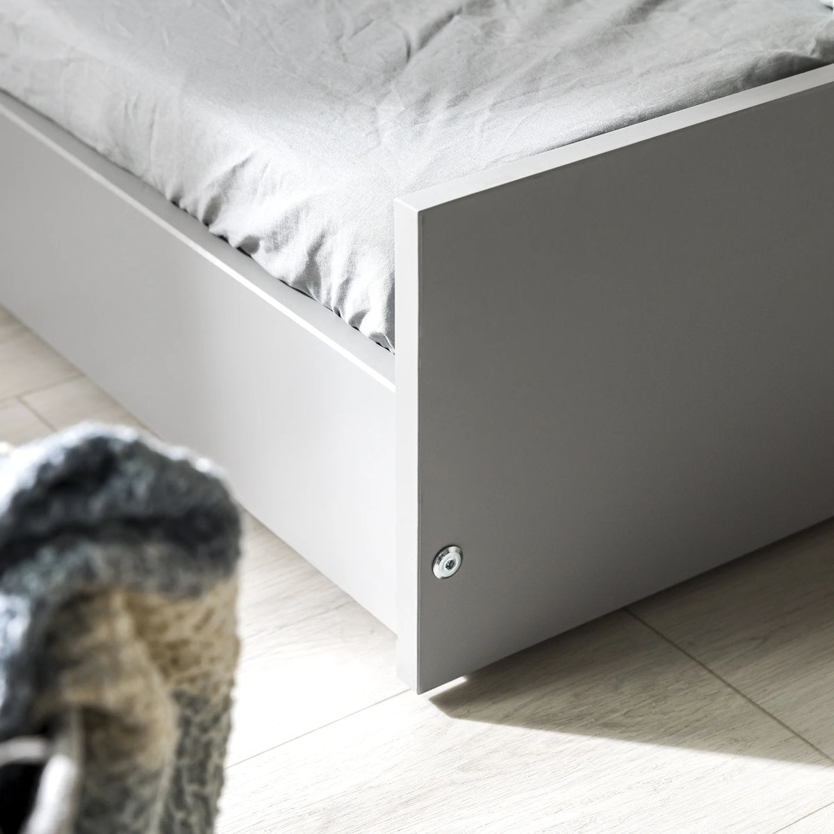 Solid Wood Twin Trundle Bed B717
