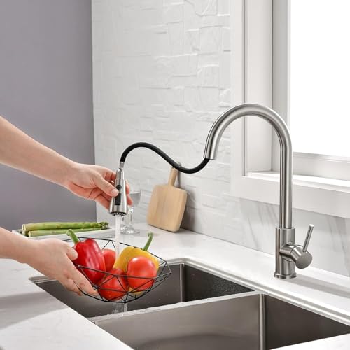 Single Handle Pull Down Sprayer Kitchen Faucet O1958