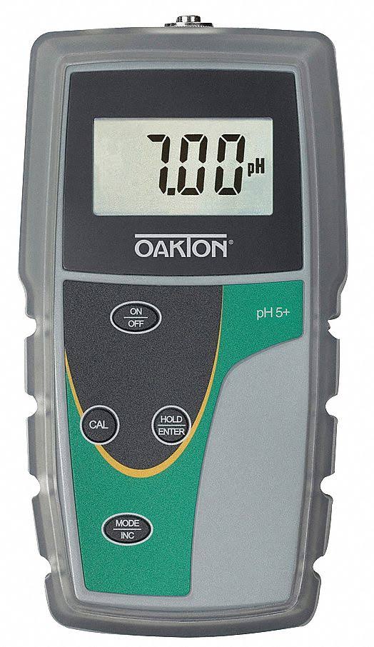 pH 5+ Water Meter with Buffers and Case X351781