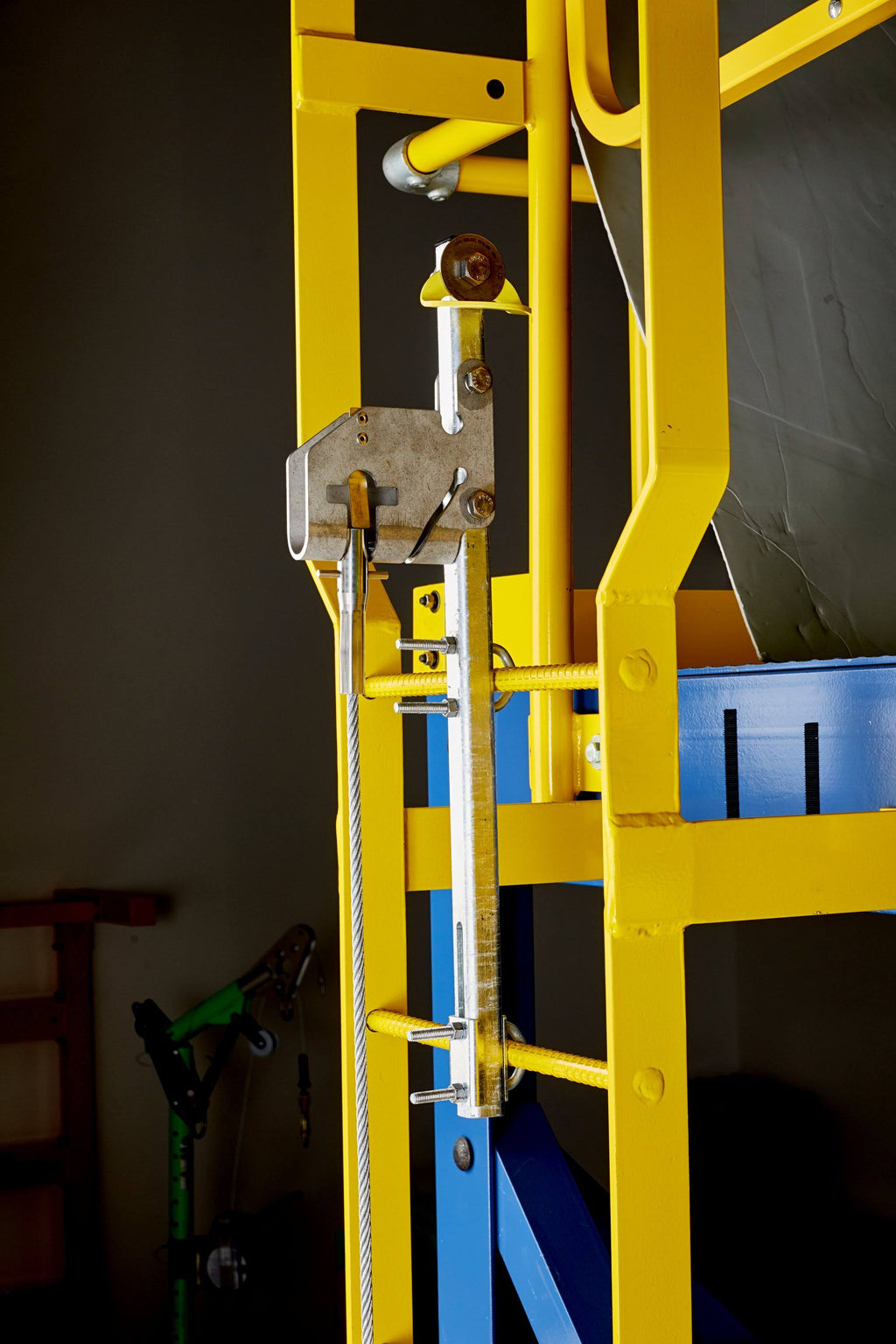 Galvanized Steel Cable Vertical Safety System 70ft X2735