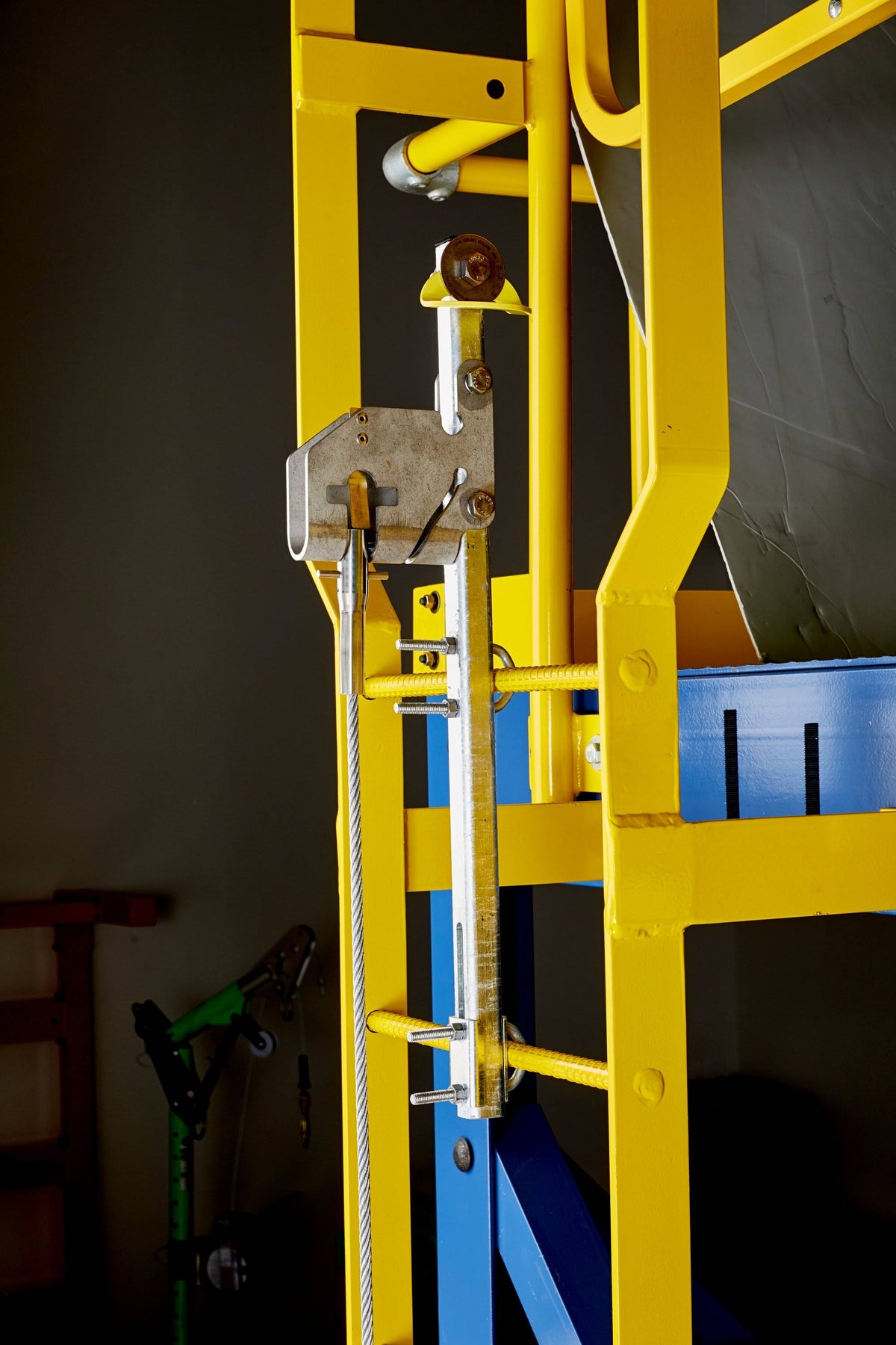 Galvanized Steel Cable Vertical Safety System 70ft X2735