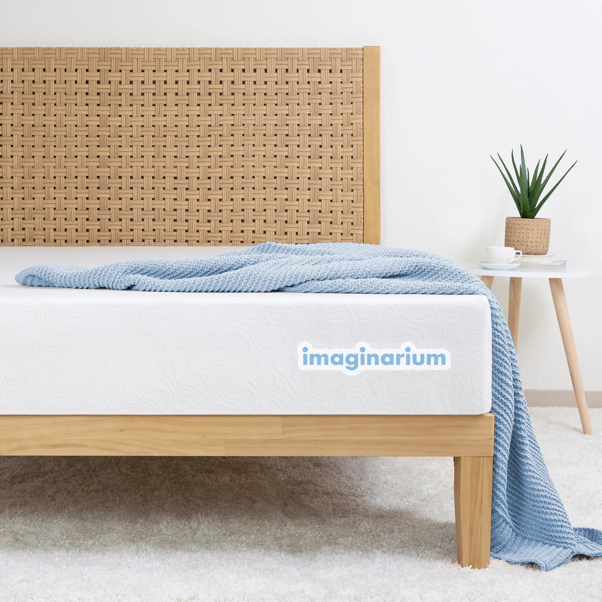 Queen Memory Foam and Coils Mattress W3065