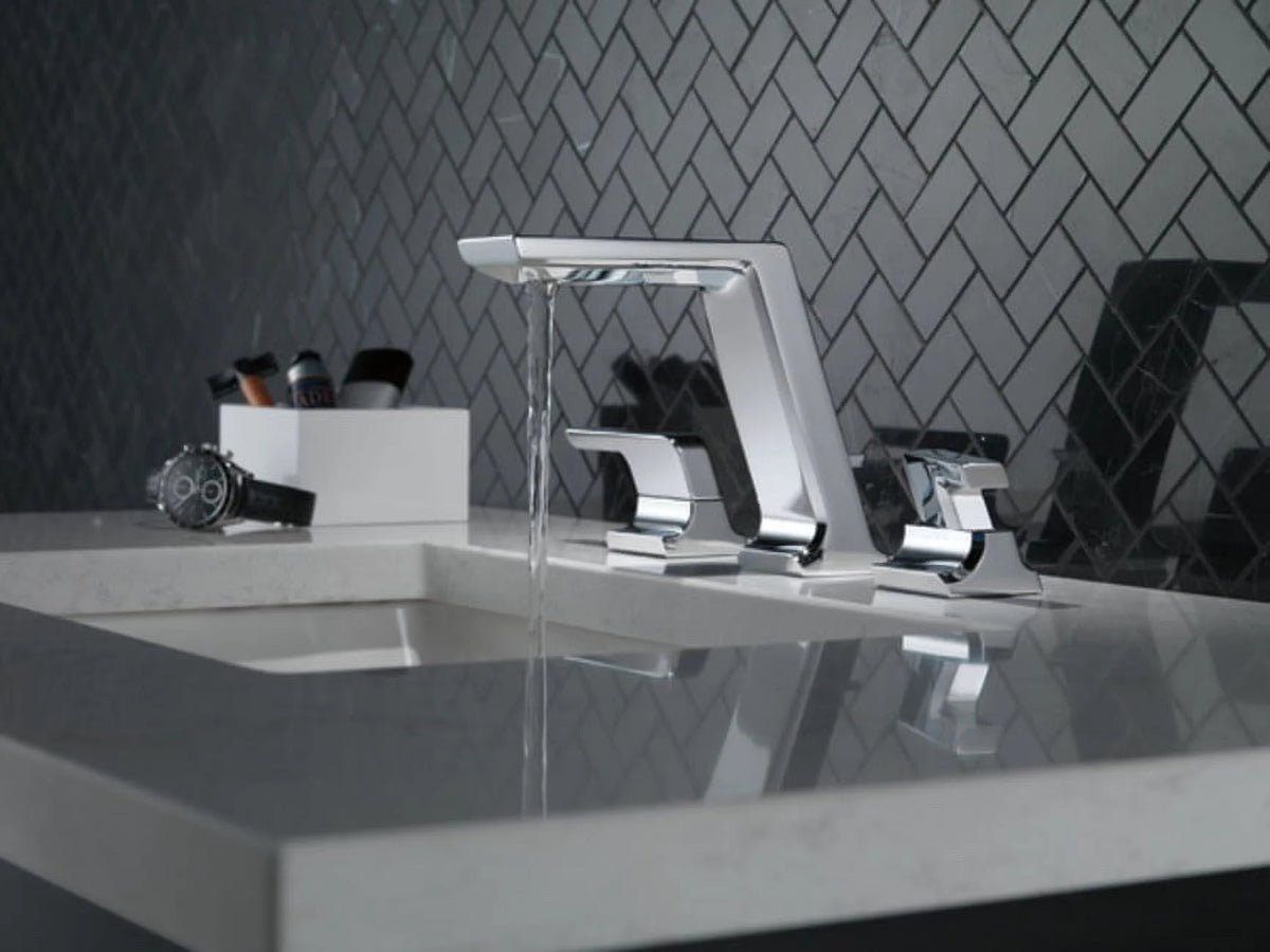 Widespread Bathroom Faucet O623