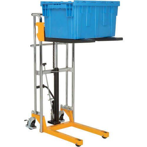 Manual Lift Stacker 880 lb. Cap. U3277