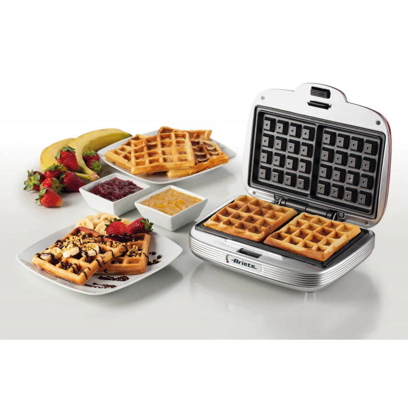 Red 700W Waffle Maker Y9792