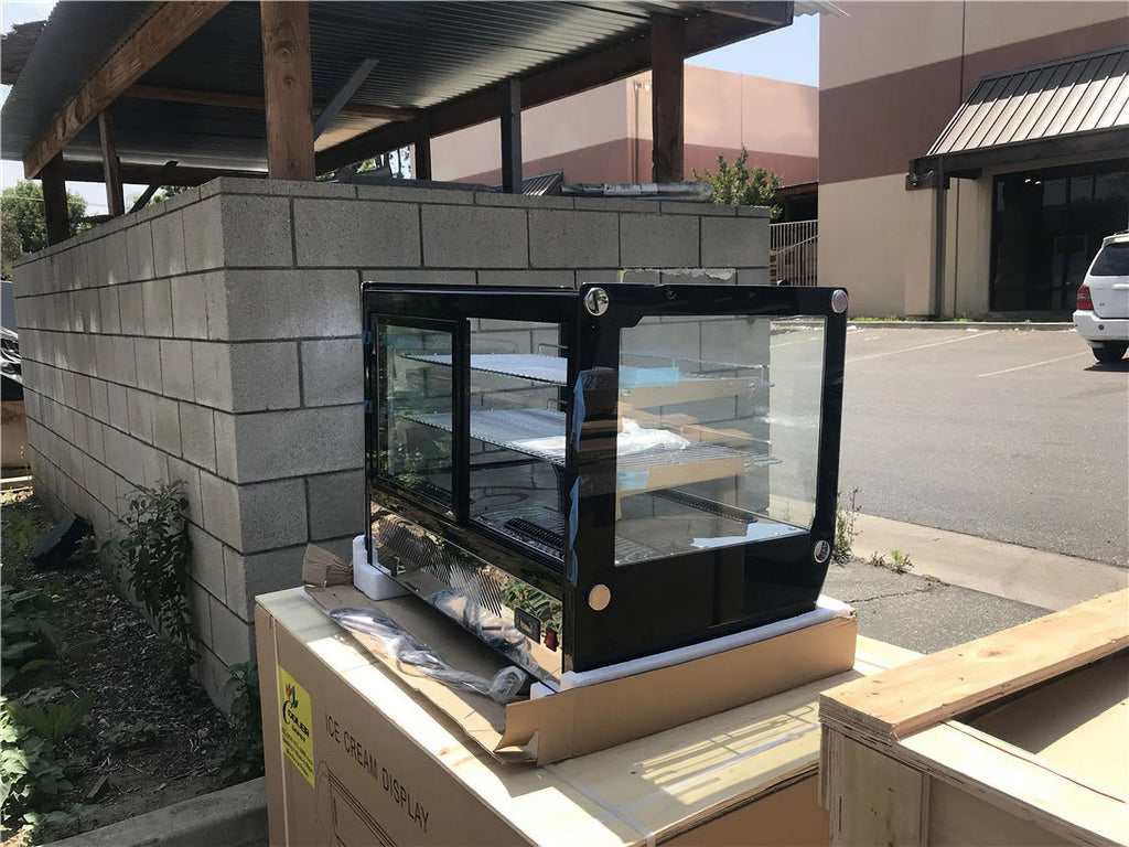 Glass Bakery Case Refrigerator 5.7 Cu. ft C7632