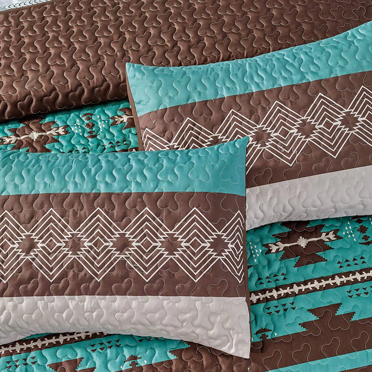 Beige Teal Blue Embroidered Bedspreads Queen 3 Count U53817