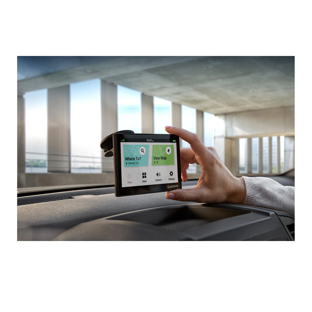 GPS Navigator with 2-Port Car Charger M9748
