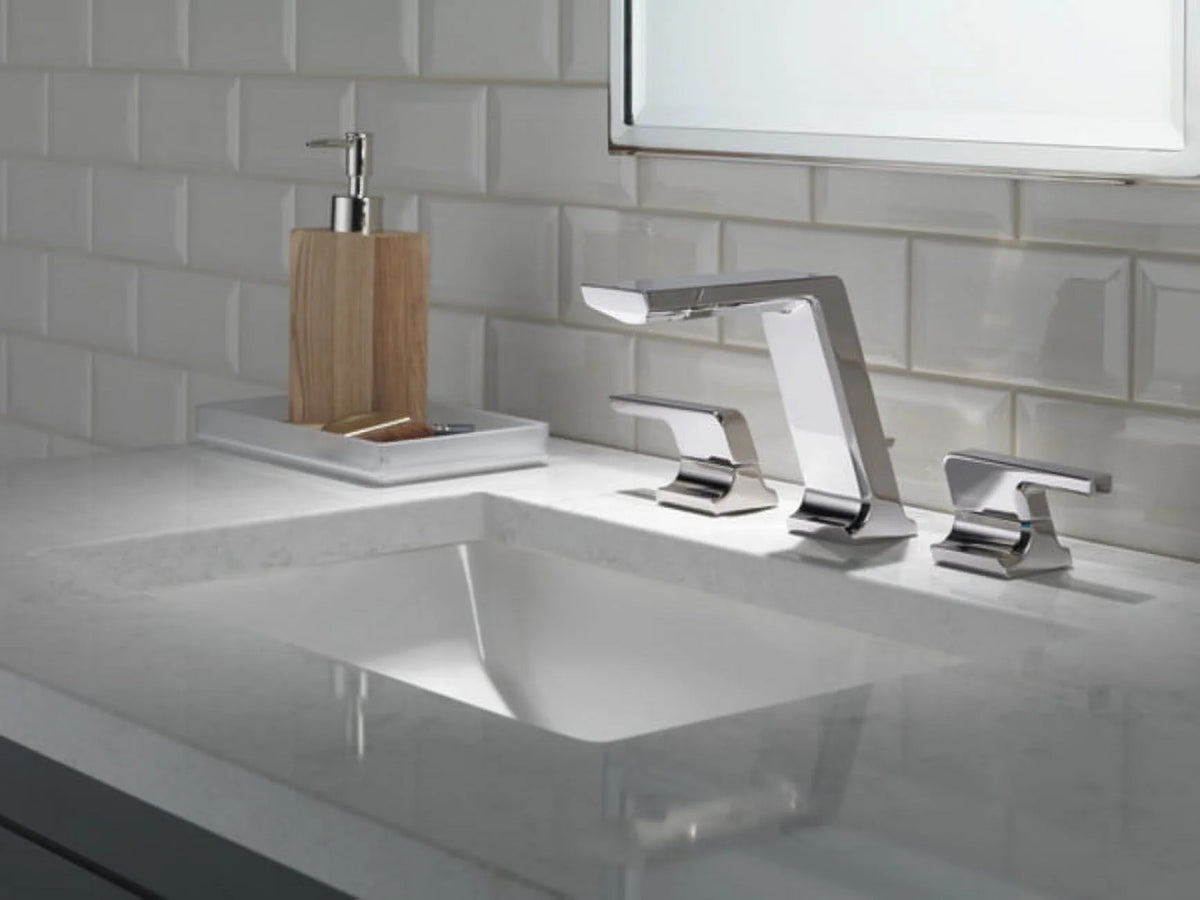 Widespread Bathroom Faucet O623