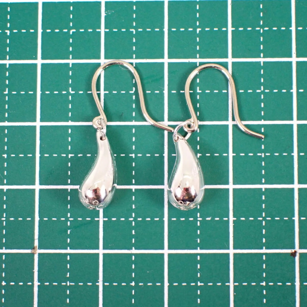 SV925 Teardrop Earrings P7760