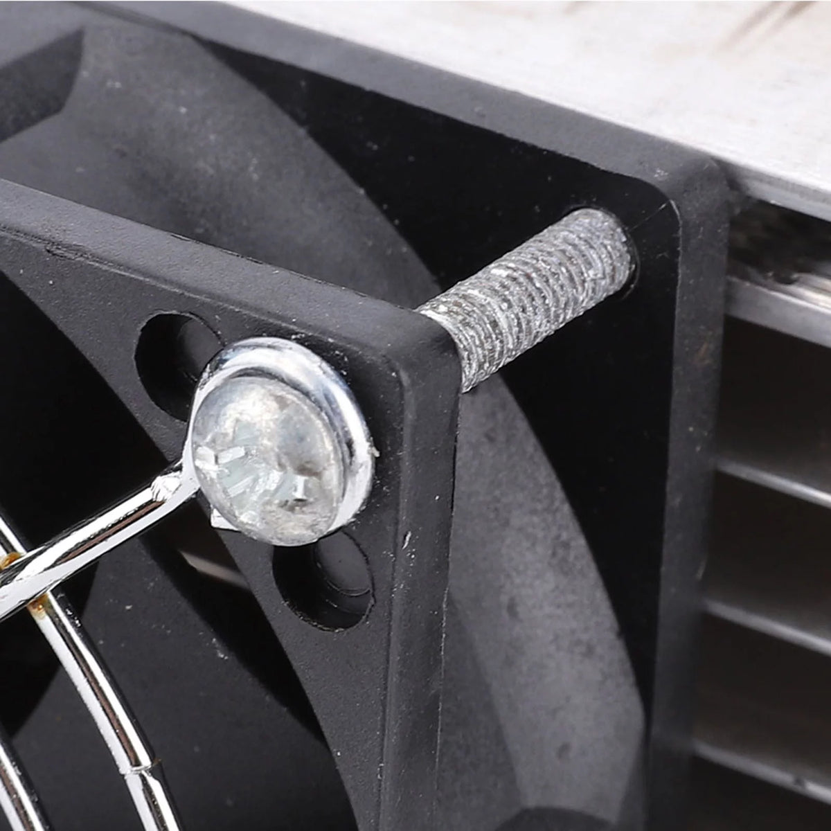 12V Semiconductor Cooling System Fan Kit A1780