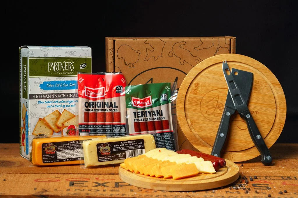 Meat and Cheese Charcuterie Gift Set V531
