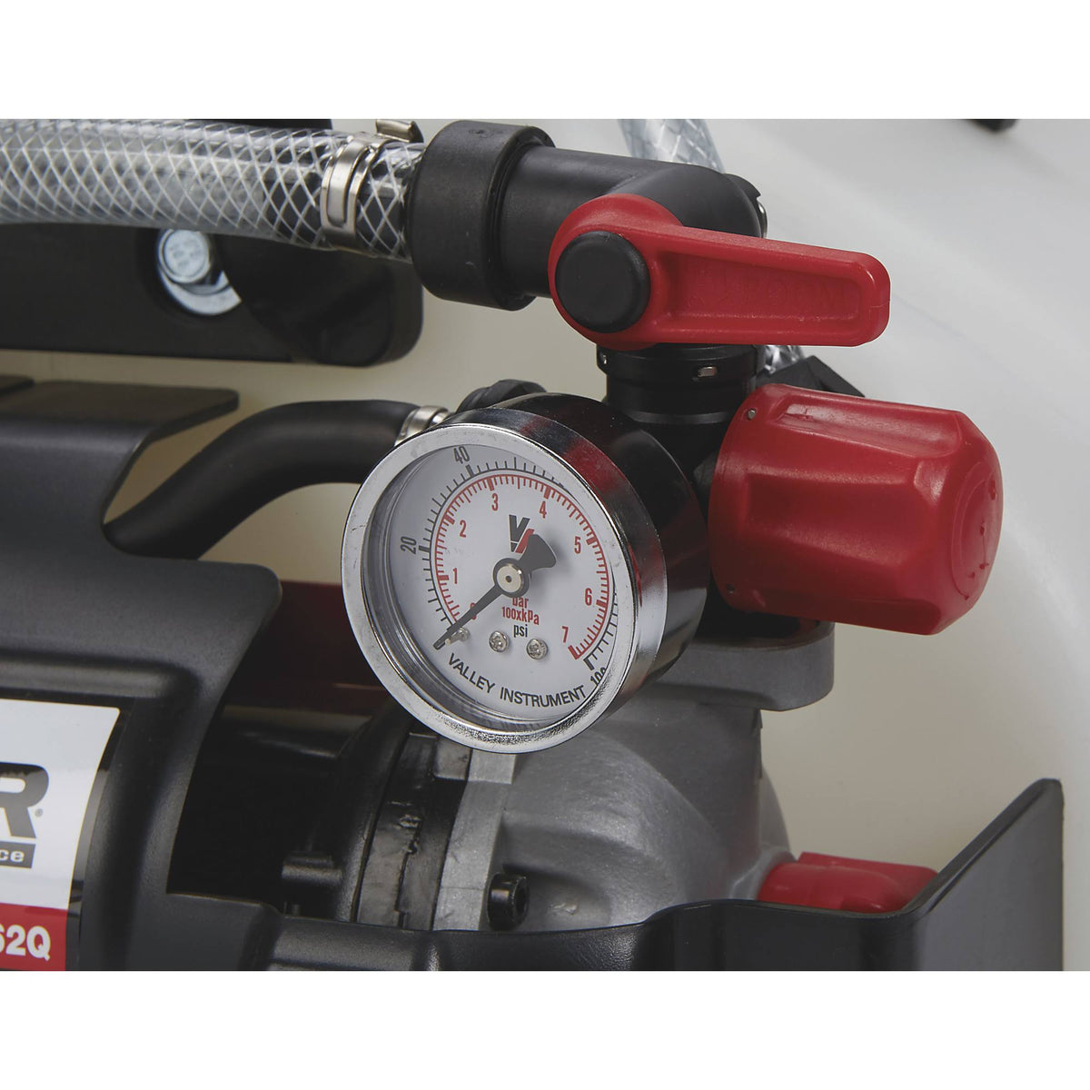 26-Gallon 5.5 GPM 12 Volts Sprayer G49484