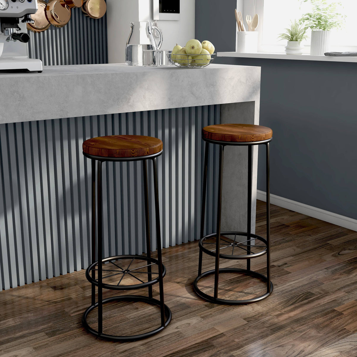 Rustic Metal Barstools Set of 2 Q320209
