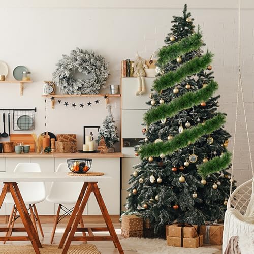 50 Ft Non-Lit Green Tinsel Garland L590