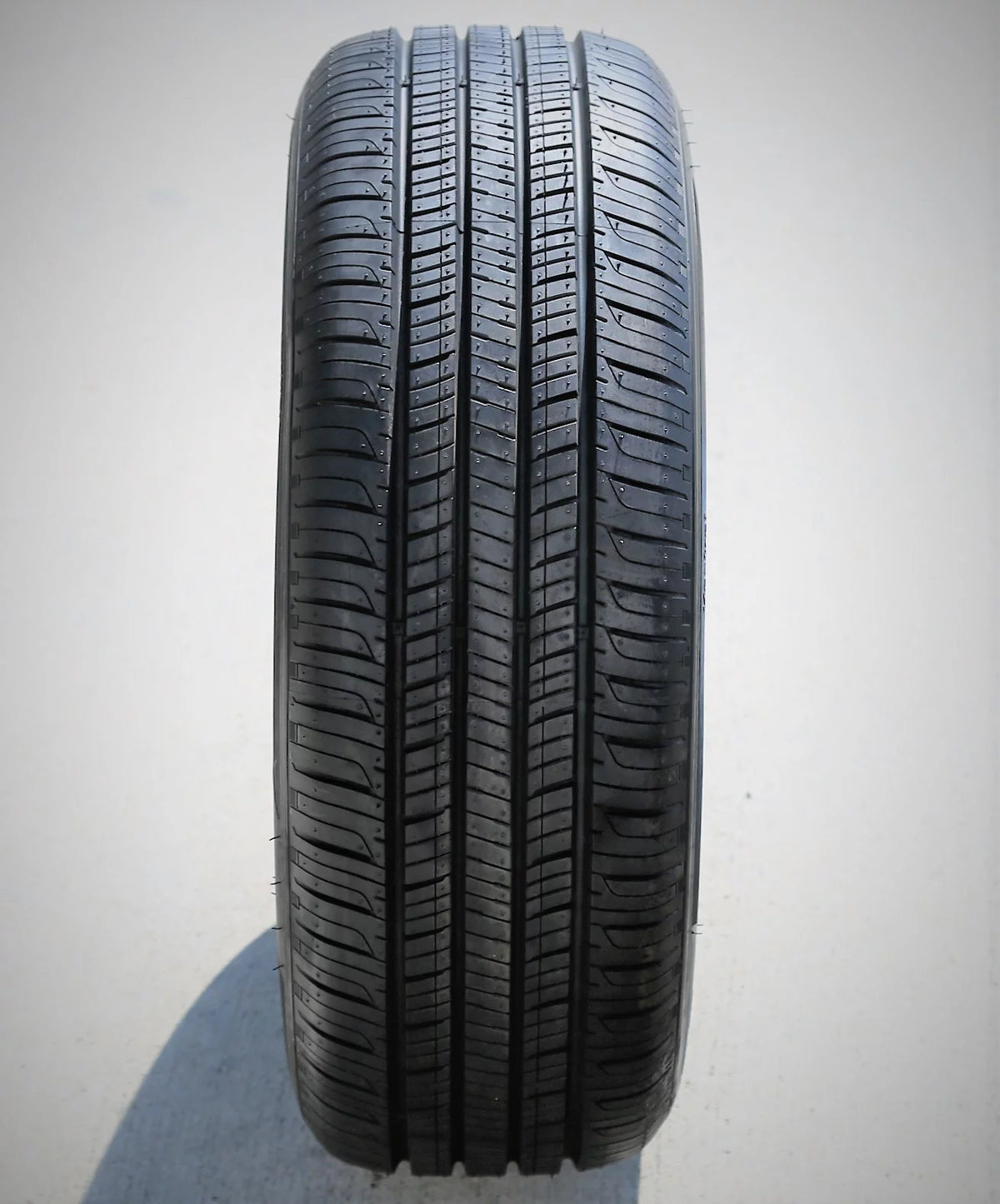 All Season 215/55R16 93H Passenger Tire B799