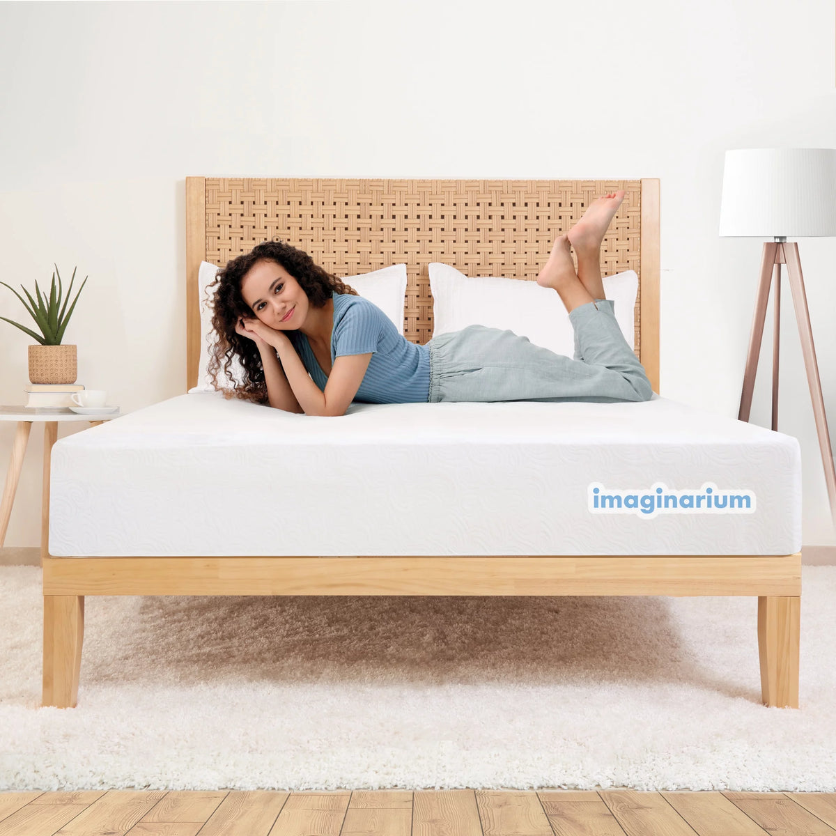 Queen Memory Foam and Coils Mattress W3065