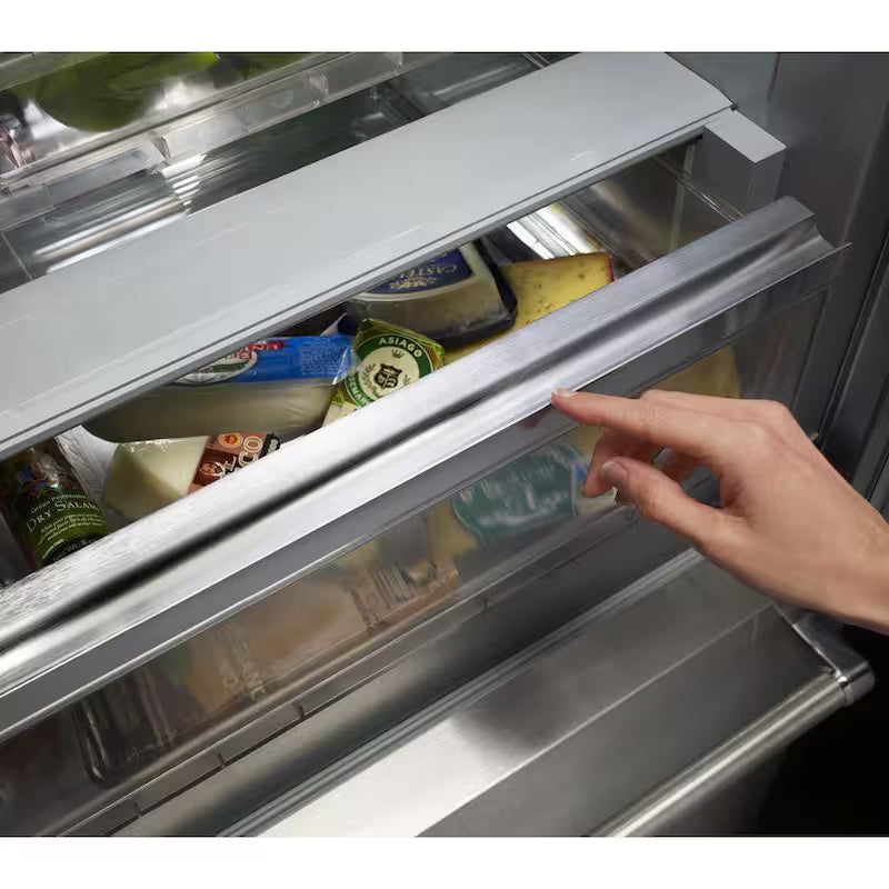 Built-In French Door Refrigerator with Platinum Interior Z767865