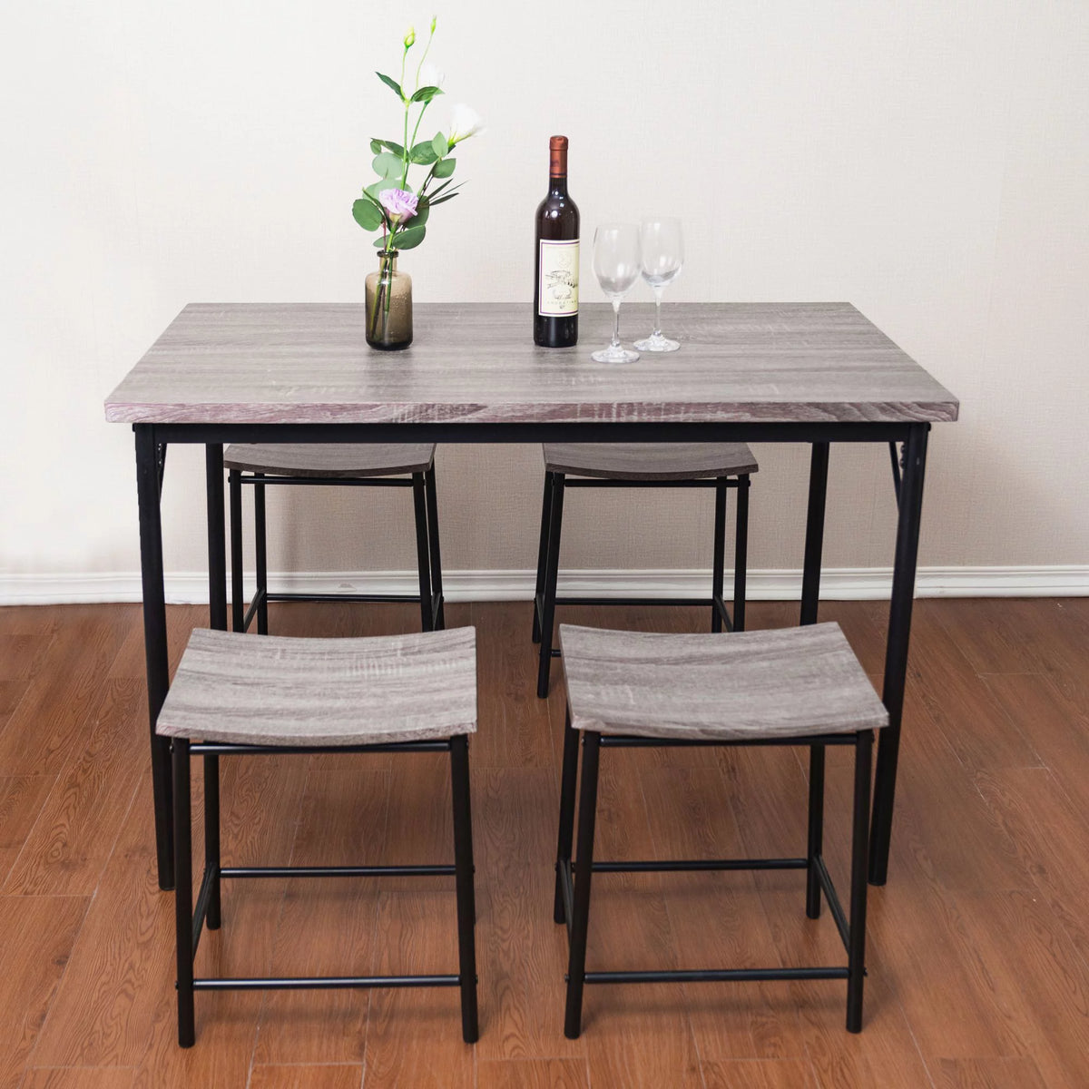 5 Piece Dining Room Set 1 Table and 4 Chairs D8353