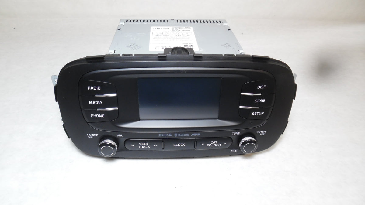 Pre-Owned Kia Soul Radio Media Receiver with Satellite and Display Z246833